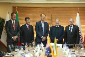 Tehran, Canberra to uplift relations in mining sector